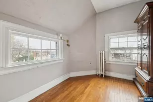 60 Berkeley Ave, Bloomfield, NJ 07003 - Photo 9
