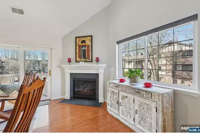 1810 Faulkner Court, Mahwah, NJ 07430 - Photo 9