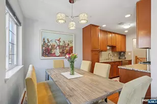 1810 Faulkner Ct, Mahwah, NJ 07430 - Photo 15