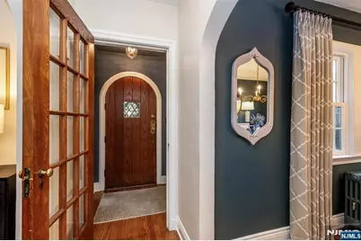 11 Valhalla Way, Verona, NJ 07044 - Photo 3