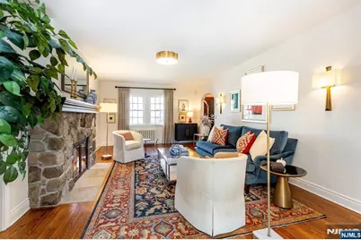 11 Valhalla Way, Verona, NJ 07044 - Photo 5