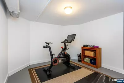 11 Valhalla Way, Verona, NJ 07044 - Photo 29