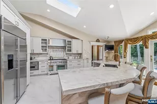 136 Willow Dr, Old Tappan, NJ 07675 - Photo 13