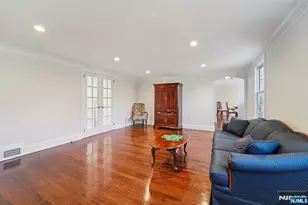 27 Fairview Ave, West Orange Township, NJ 07052 - Photo 9