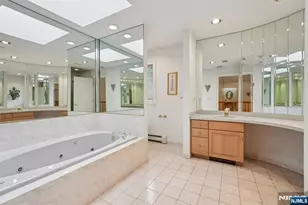 111 Chopin Dr, Wayne, NJ 07470 - Photo 31