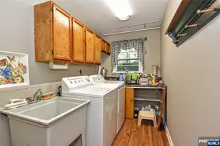 420 Park Ave, Midland Park, NJ 07432 - Photo 21