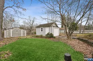 33 Woodland Ave, Glen Ridge, NJ 07028 - Photo 35