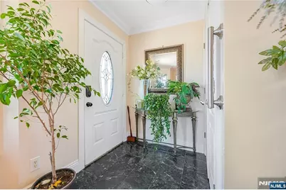 46A Homestead A #A, Palisades Park, NJ 07650 - Photo 3