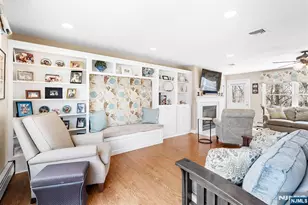 50 Hilltop Terrace, Bloomingdale, NJ 07403 - Photo 5