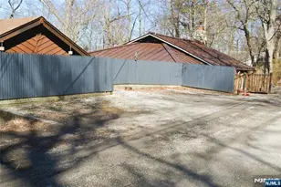 38 Mountain Trail, Sandyston Township, NJ 07826 - Photo 17