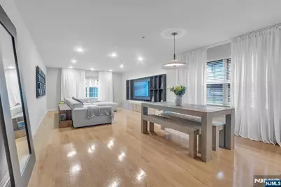 547 Gorge Road 2E #2E, Cliffside Park, NJ 07010 - Photo 5