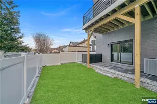 1047 Anderson Ave B, Fort Lee, NJ 07024 - Photo 37