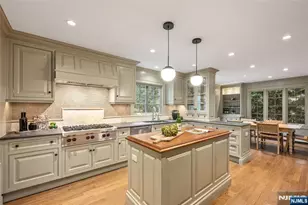 163 Phelps Rd, Ridgewood, NJ 07450 - Photo 9