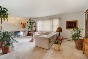 16 Oldis St, Rochelle Park Township, NJ 07662 - Photo 3