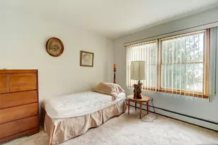 16 Oldis St, Rochelle Park Township, NJ 07662 - Photo 11