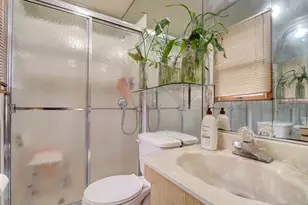 16 Oldis St, Rochelle Park Township, NJ 07662 - Photo 13