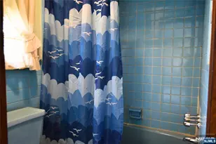 297 Fencsak Ave, Elmwood Park, NJ 07407 - Photo 17