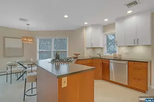 435 Morningside Rd, Ridgewood, NJ 07450 - Photo 15