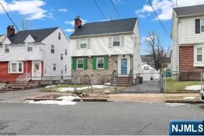 34 Cleveland Avenue, Newark, NJ 07106 - Photo 1