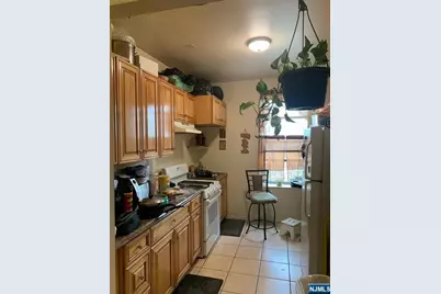 481 William Street, East Orange, NJ 07017 - Photo 5
