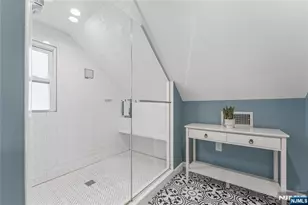 25 Fair Hill Rd, Clifton, NJ 07013 - Photo 17