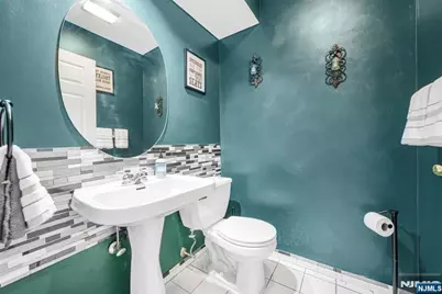 45 Royal Avenue 46 #46, Hawthorne, NJ 07506 - Photo 9