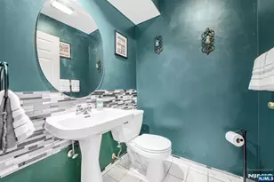 45 Royal Ave 46, Hawthorne, NJ 07506 - Photo 9