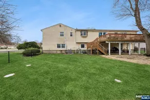 2 Caryn Pl, Fairfield, NJ 07004 - Photo 31