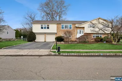 2 Caryn Place, Fairfield, NJ 07004 - Photo 1