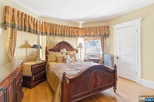 328 E 30th St, Paterson, NJ 07504 - Photo 13