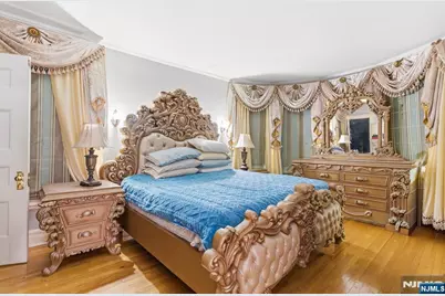 328 E 30th Street, Paterson, NJ 07504 - Photo 11