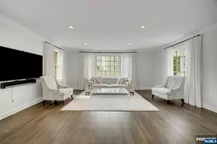 170 Hillside Ave, Englewood, NJ 07631 - Photo 7