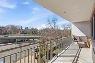 60 Parkway Dr 4G, East Orange, NJ 07017 - Photo 1