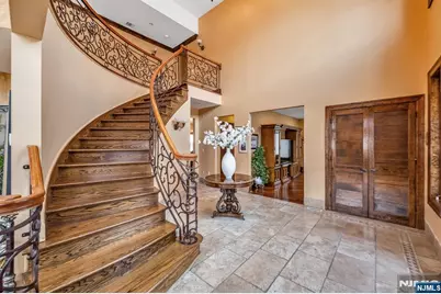10 Fox Terrace, Cliffside Park, NJ 07010 - Photo 3