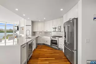 8100 River Road 719, North Bergen, NJ 07047 - Photo 5