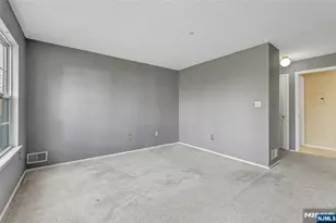 1192 Richmond Rd, Mahwah, NJ 07430 - Photo 13