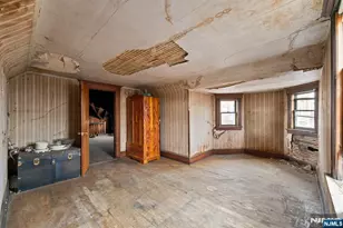 94 Center St, Clifton, NJ 07011 - Photo 37