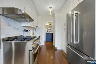 100 Palisade Ave D45, Englewood, NJ 07631 - Photo 7