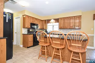 29 Cheryl Hills Dr, Hawthorne, NJ 07506 - Photo 7