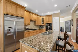 62 N Mackenzie Ln, Denville, NJ 07834 - Photo 9