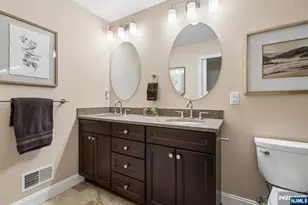 62 N Mackenzie Ln, Denville, NJ 07834 - Photo 27