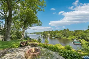 42 Witte Rd, West Milford, NJ 07421 - Photo 5
