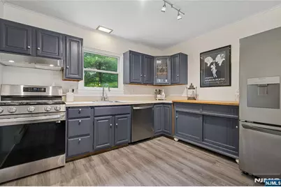 42 Witte Road, West Milford, NJ 07421 - Photo 17