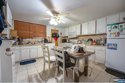 390 Lafayette Street, Newark, NJ 07105 - Photo 17