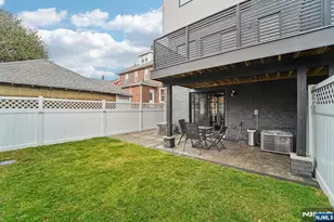 412 Lincoln Ave, Cliffside Park, NJ 07010 - Photo 33
