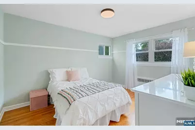 96 Lakewood Avenue, Ho Ho Kus, NJ 07423 - Photo 15