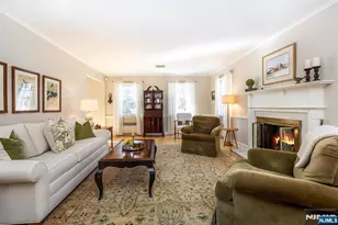 1 Kingwood Dr, Little Falls Township, NJ 07424 - Photo 15