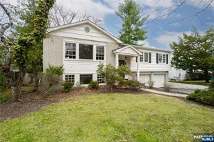 25 Devonshire Terrace, West Orange Township, NJ 07052 - Photo 9