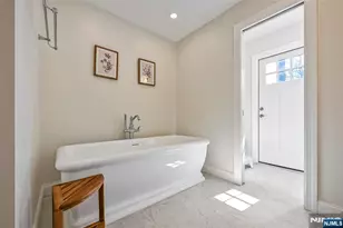 619 Sargent Rd, River Vale Township, NJ 07675 - Photo 21