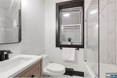 391 Central Avenue 1 #1, Jersey City, NJ 07307 - Photo 13